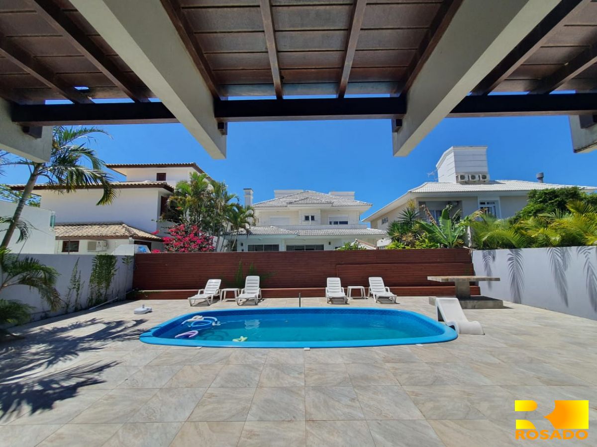 Casa para venda no bairro Jurerê Internacional em Florianópolis